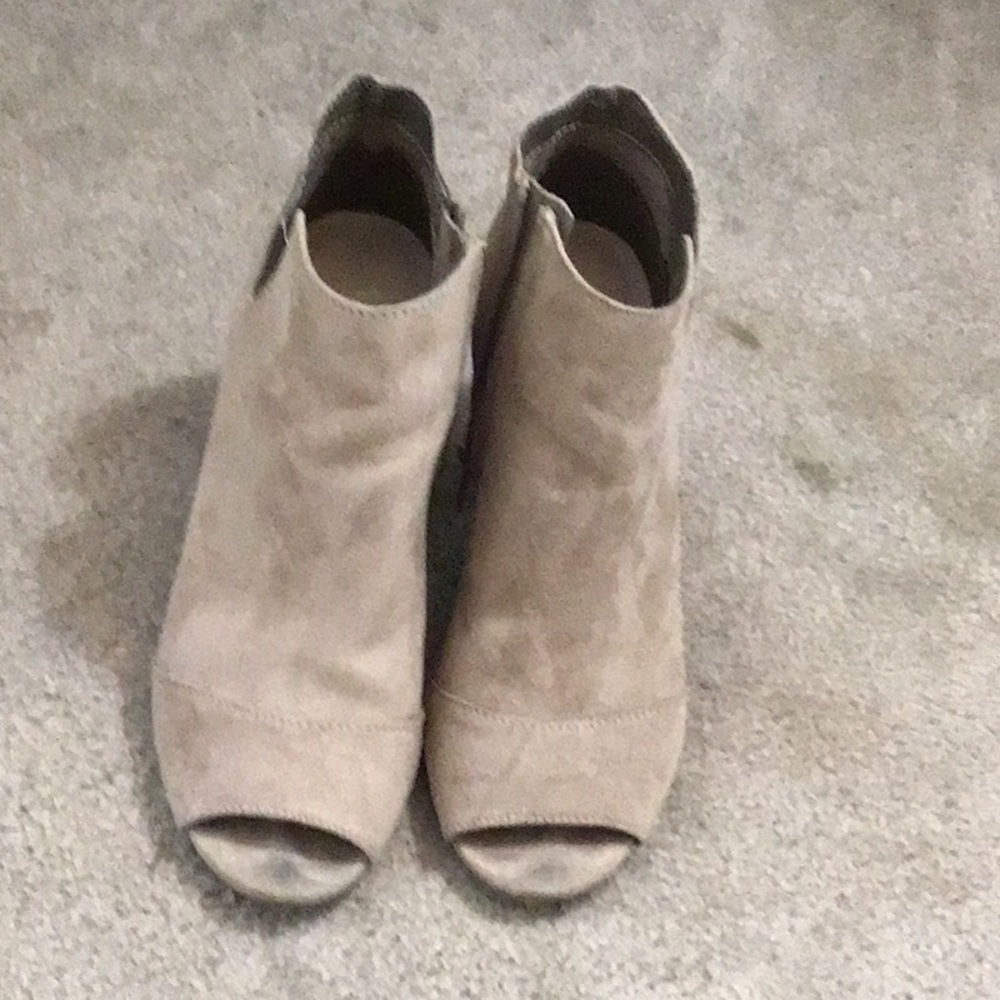 Only worn once